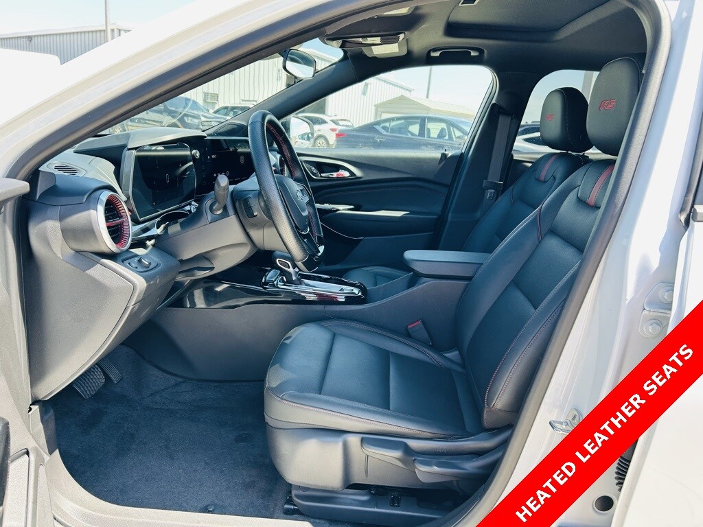2025 Chevrolet Trax photo 3