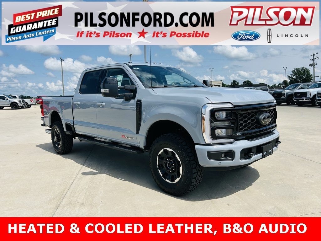 2025 Ford F-350 Super Duty Lariat's photo