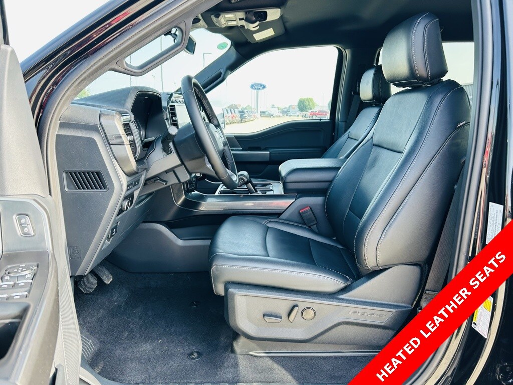 2023 Ford F-150 XLT photo 3