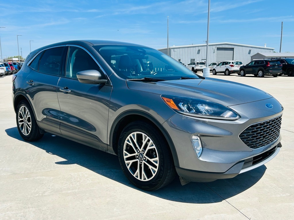 Used 2022 Ford Escape SEL with VIN 1FMCU0H65NUA66002 for sale in Mattoon, IL