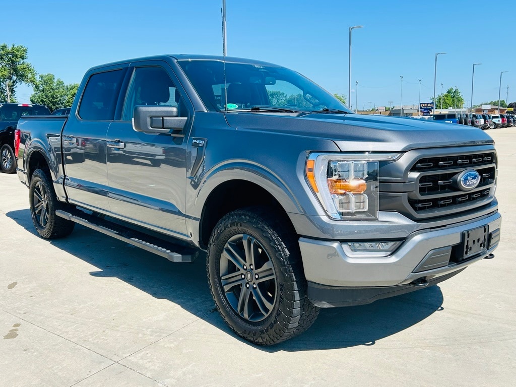 Used 2022 Ford F-150 XLT with VIN 1FTEW1EP7NFC14617 for sale in Mattoon, IL