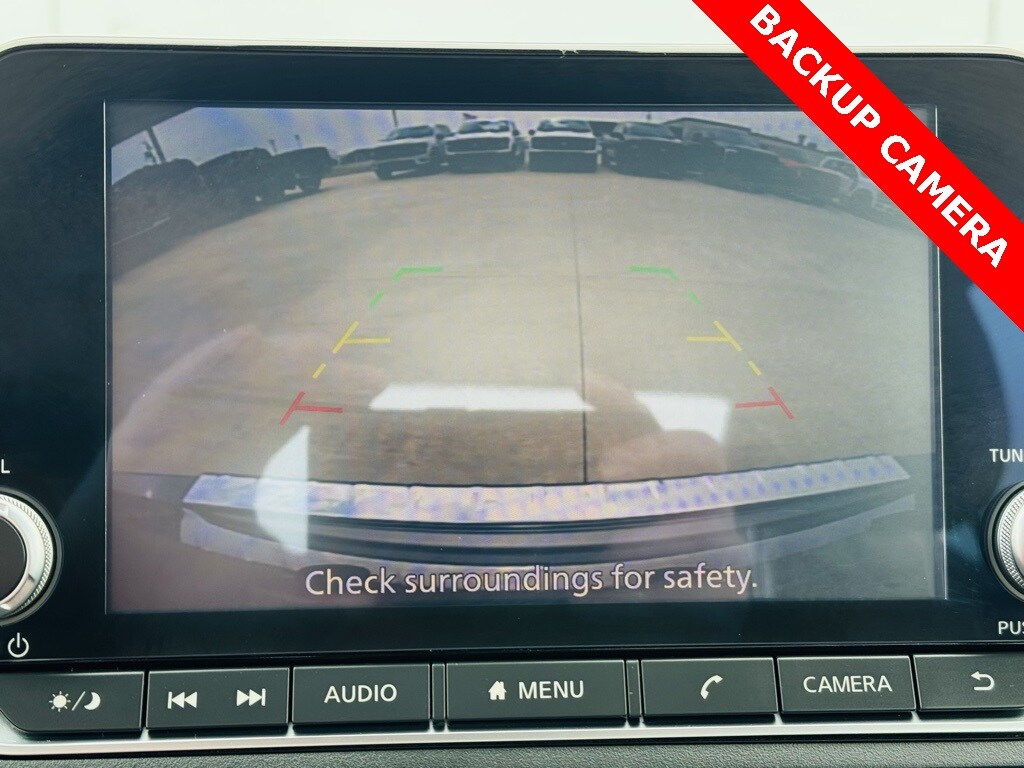 2022 Nissan Altima 2.5 SR photo 3