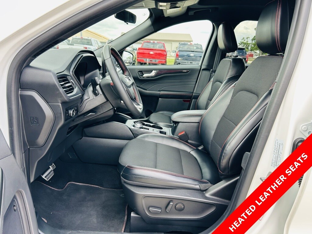 2023 Ford Escape ST-Line Select photo 3