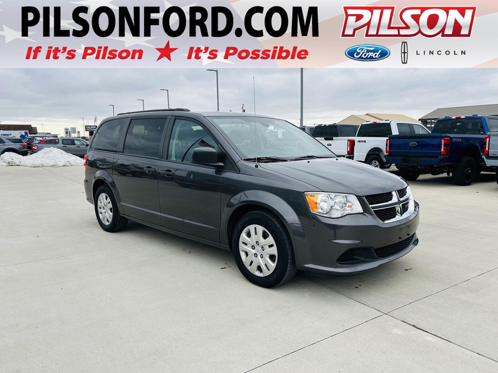 2019 Dodge Grand Caravan SE's photo