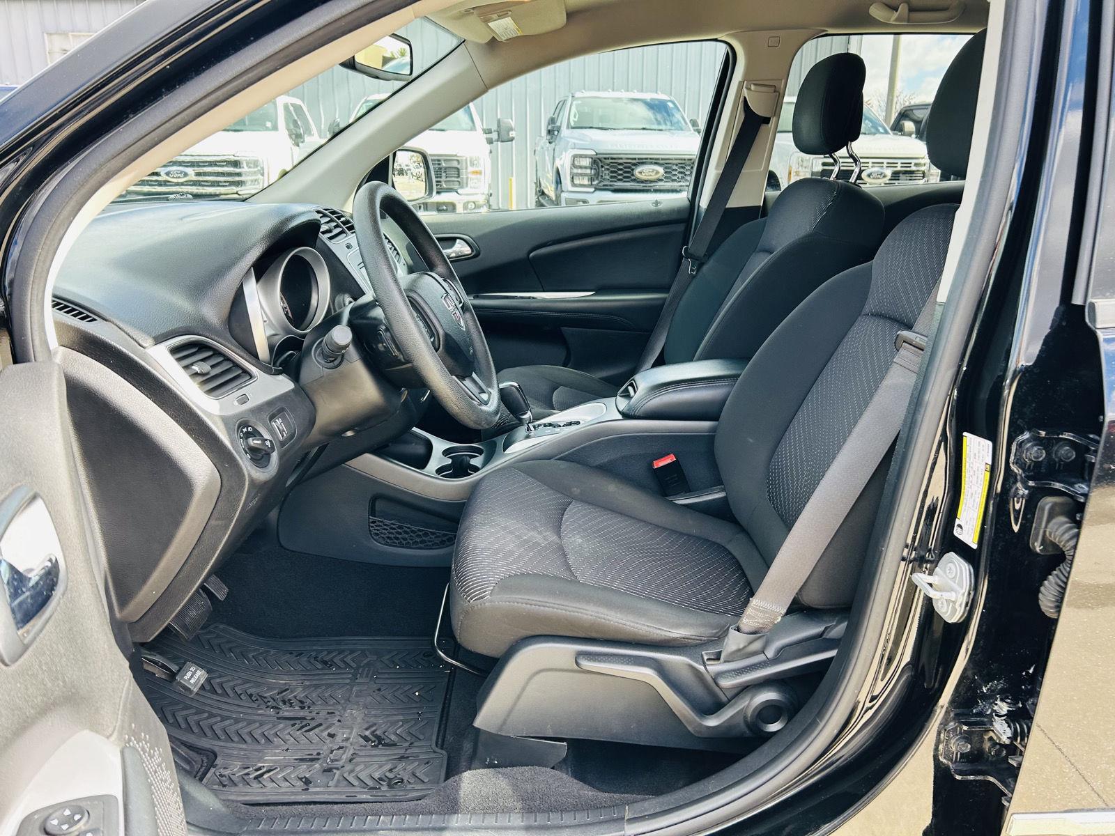 2019 Dodge Journey SE photo 3