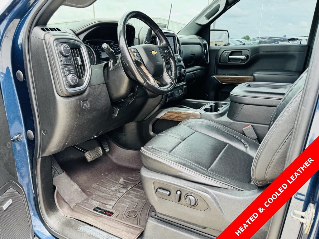 2021 Chevrolet Silverado 1500 High Country photo 3