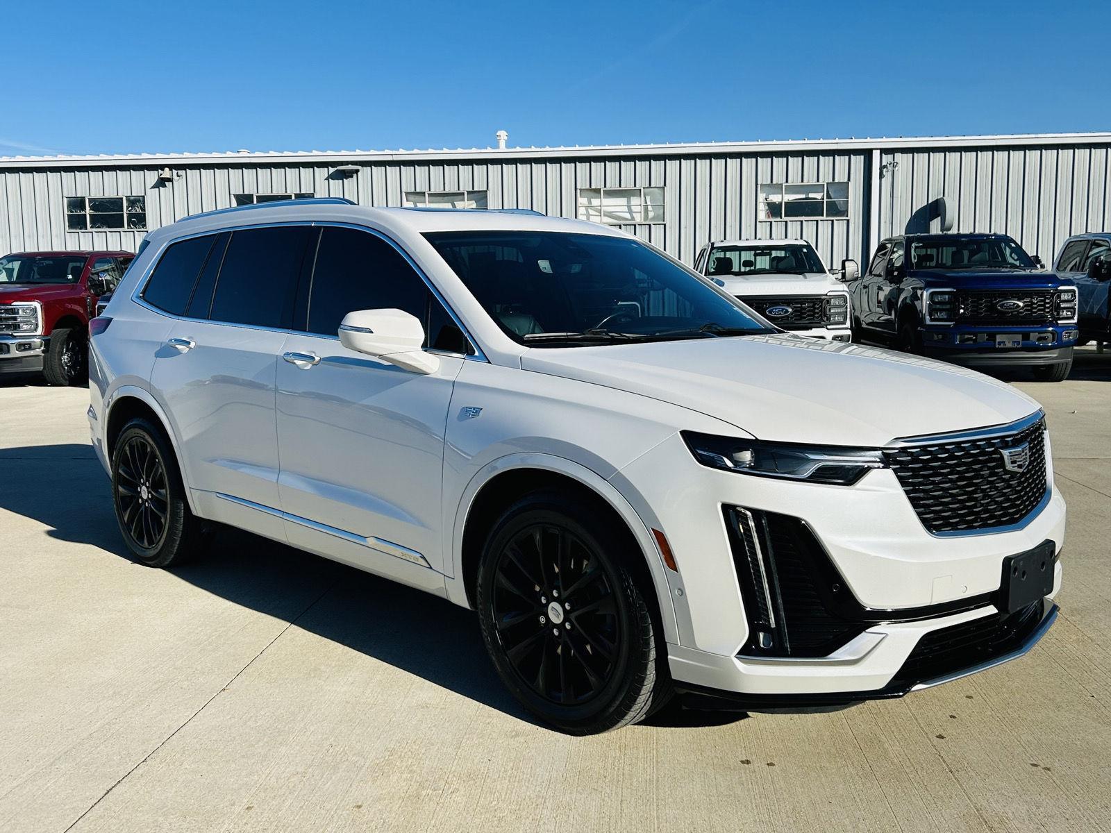 2021 Cadillac XT6 Premium Luxury photo 2