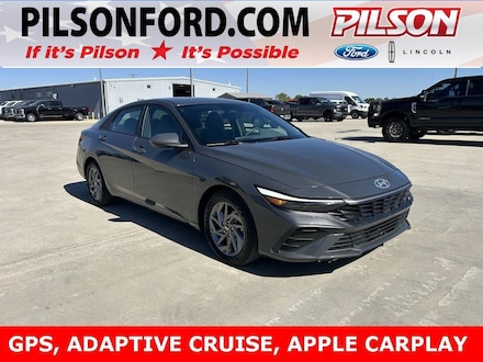 2024 Hyundai Elantra SEL Sedan