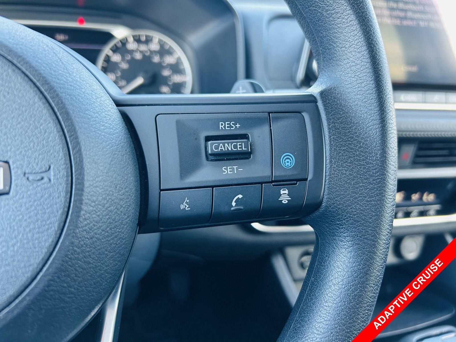 2024 Nissan Rogue SV photo 3