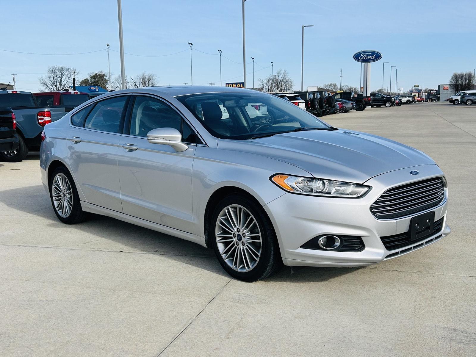Used 2015 Ford Fusion SE with VIN 3FA6P0H99FR124579 for sale in Mattoon, IL