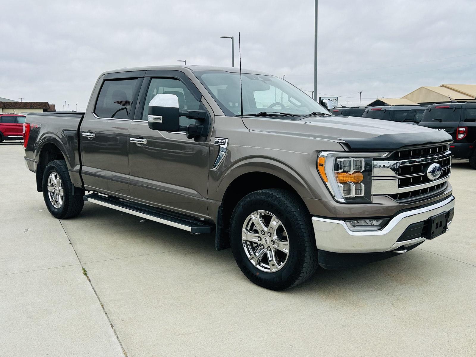 2022 Ford F-150 Lariat photo 2