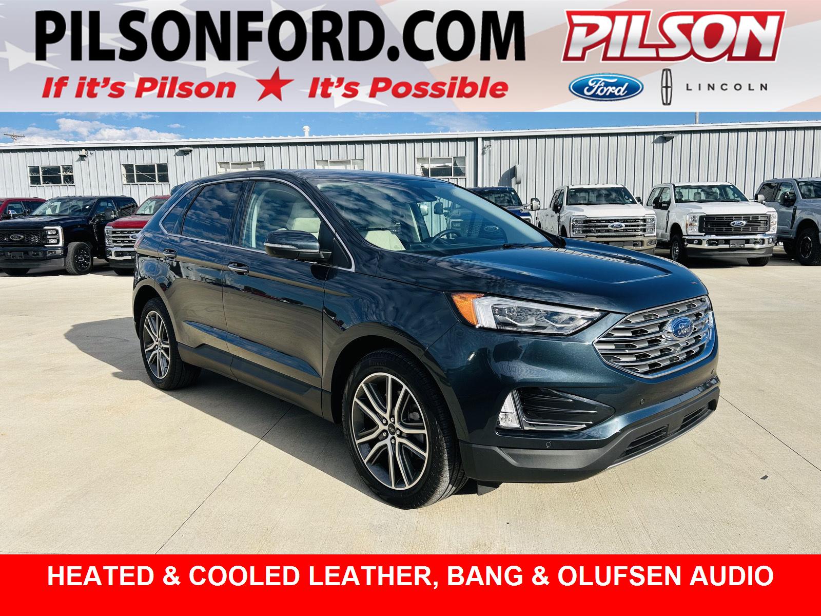 2024 Ford Edge Titanium's photo