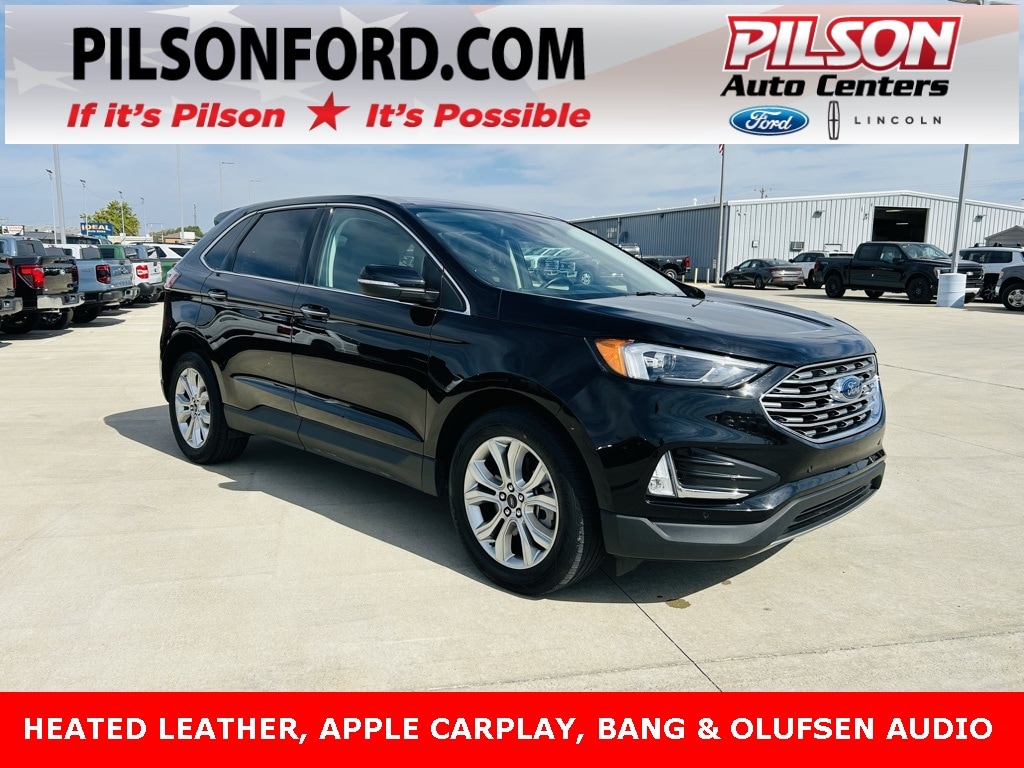 2024 Ford Edge Titanium's photo