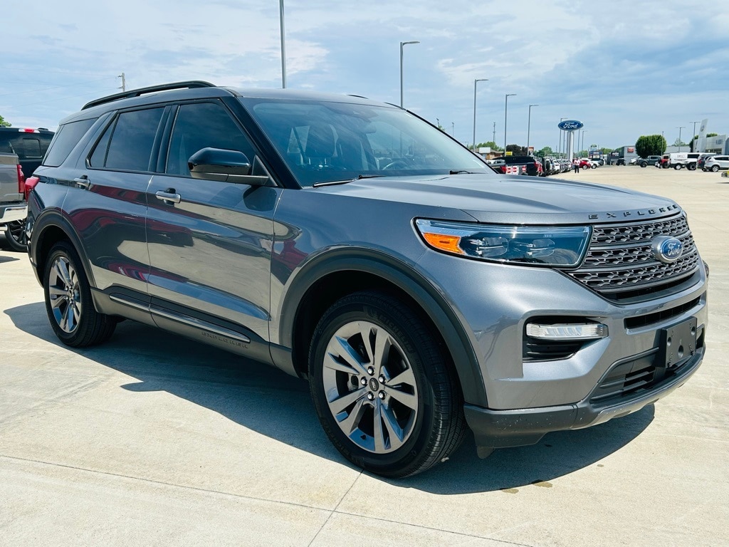 Used 2022 Ford Explorer XLT with VIN 1FMSK8DH4NGA83119 for sale in Mattoon, IL