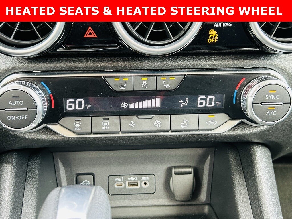 2024 Nissan Sentra SV photo 3