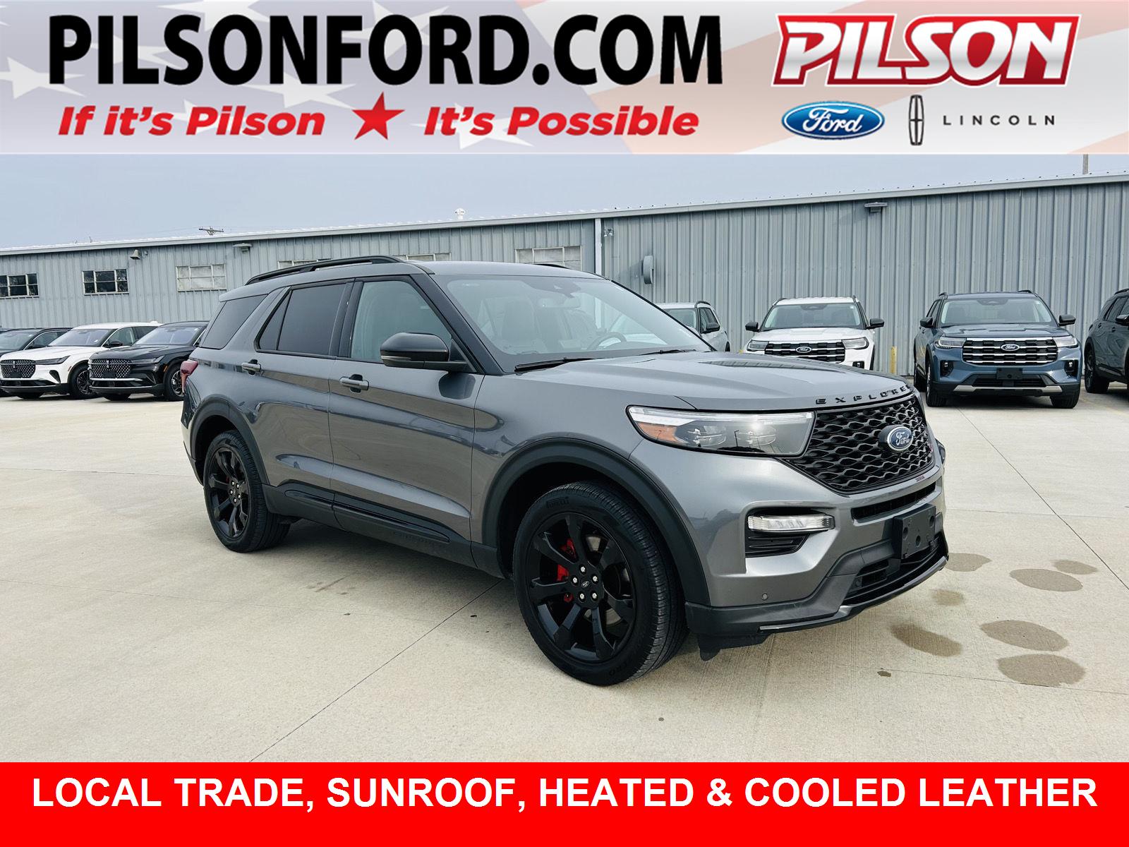 2023 Ford Explorer ST's photo