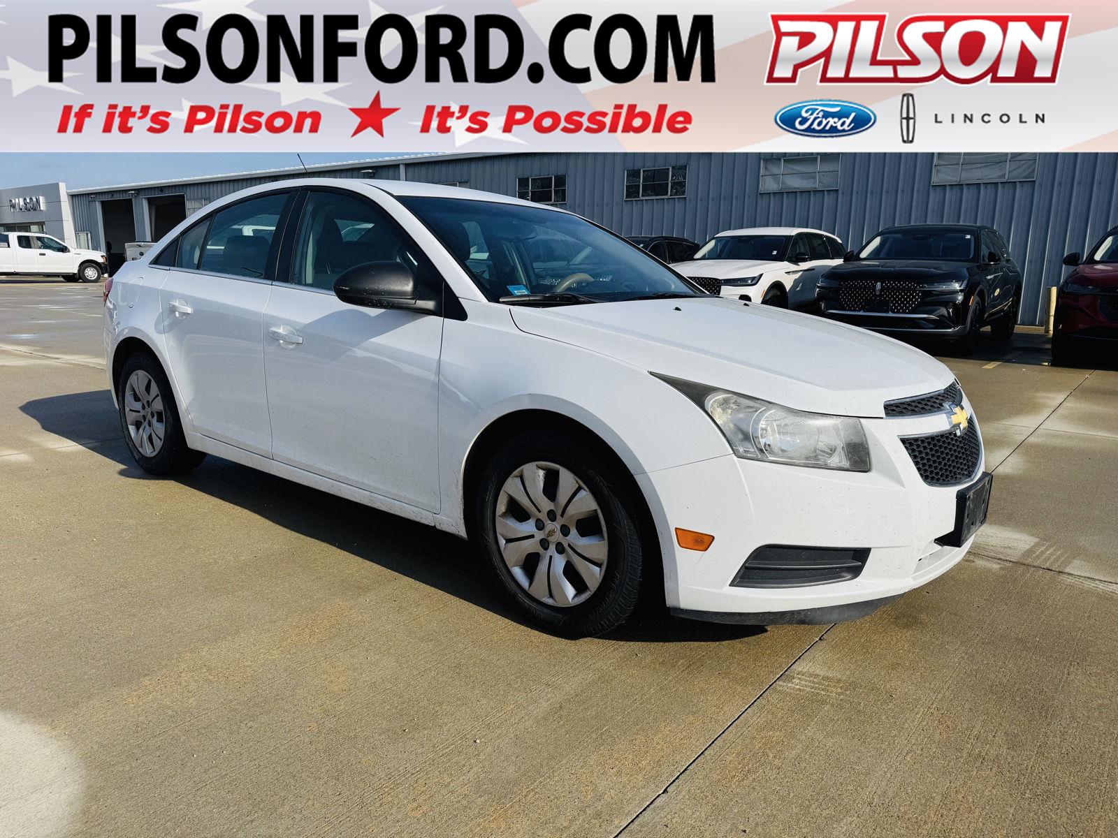 2012 Chevrolet Cruze LS's photo