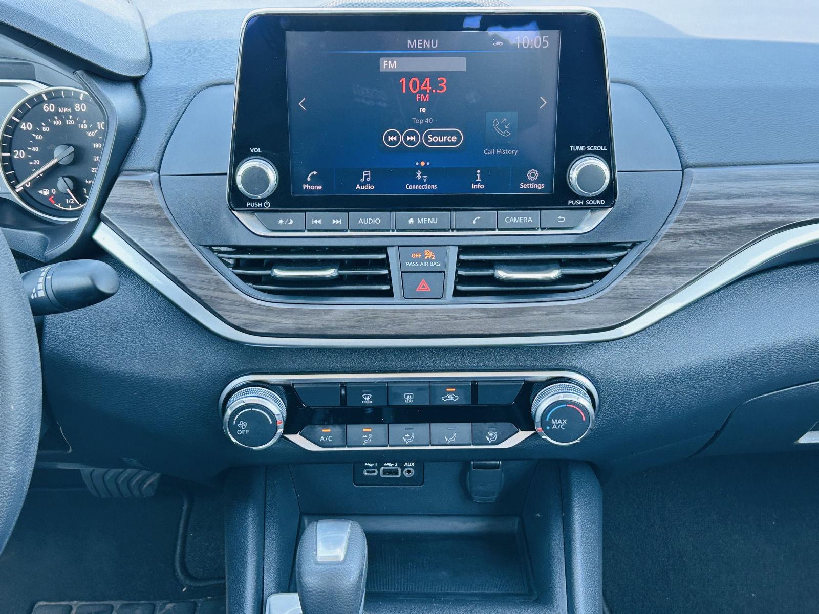 2025 Nissan Altima SV - Photo 16