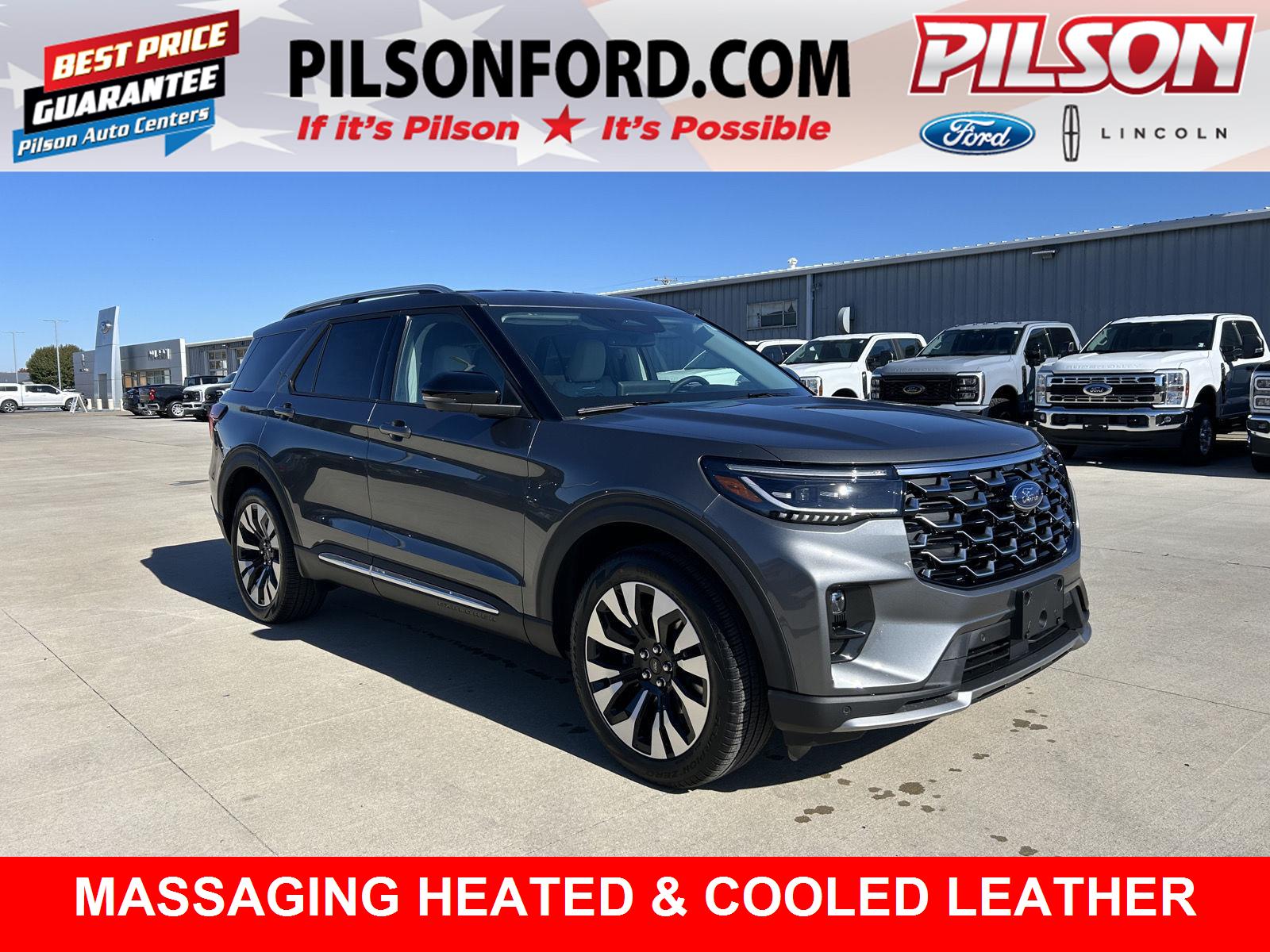 2026 Ford Explorer Platinum's photo