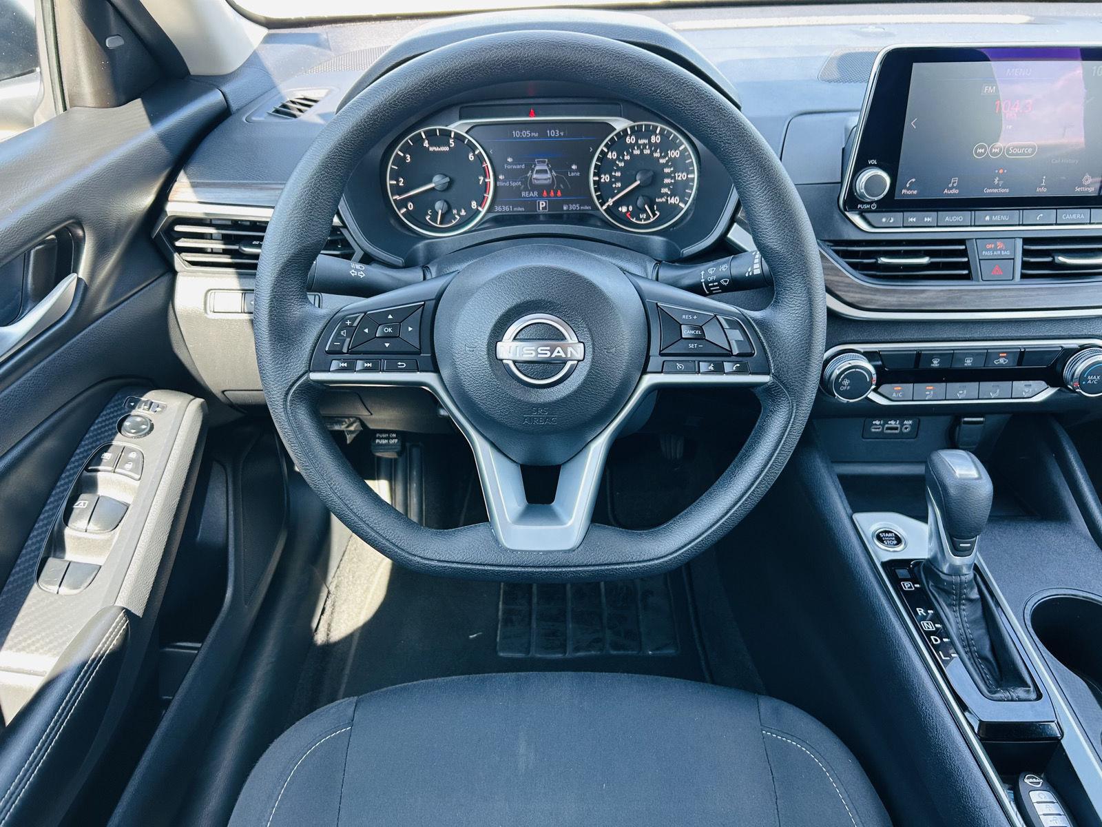 2025 Nissan Altima SV - Photo 11
