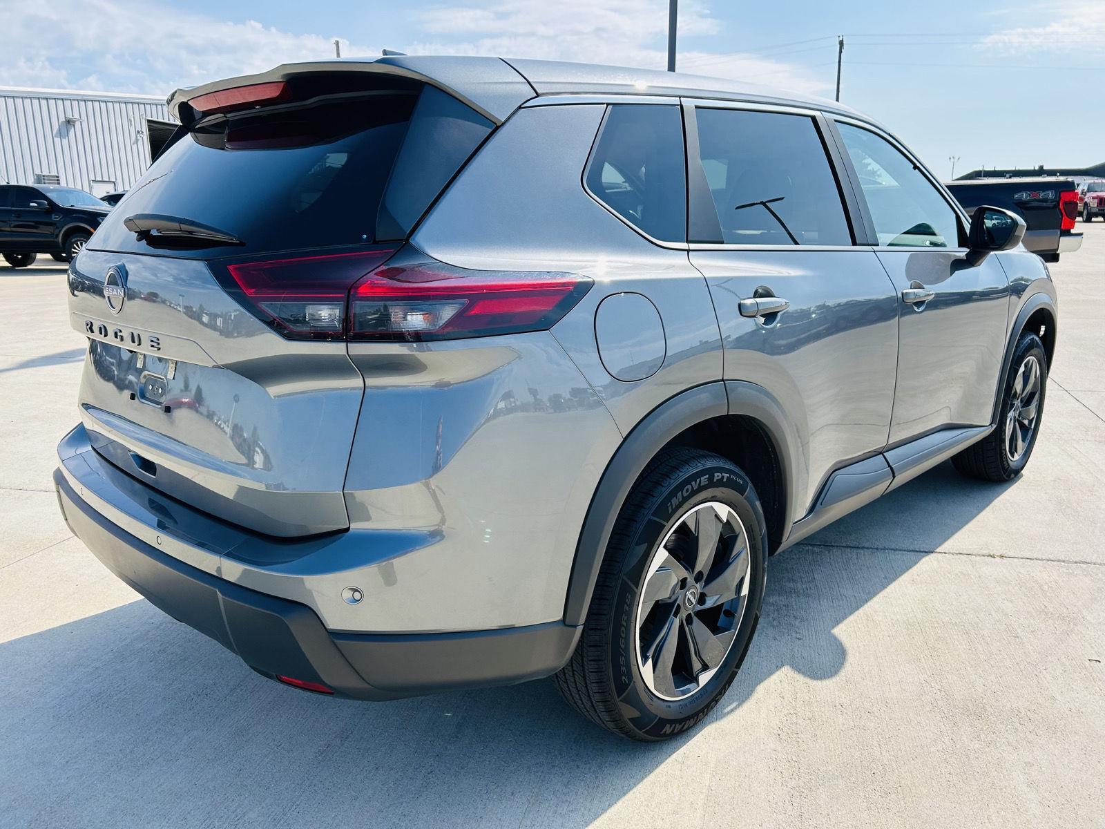2025 Nissan Rogue SV - Photo 36