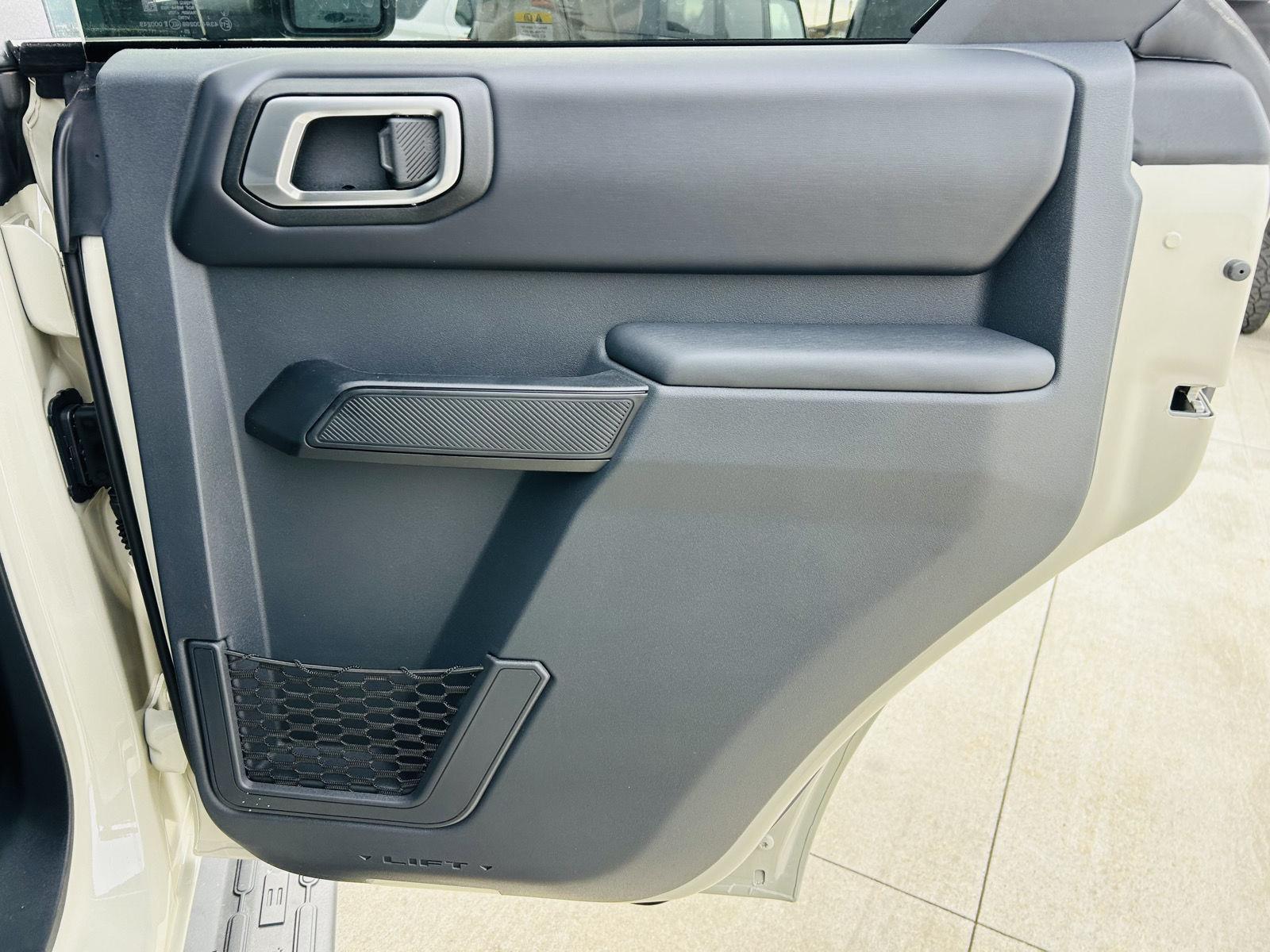 2026 Ford Bronco 4-Door Outer Banks - Photo 28