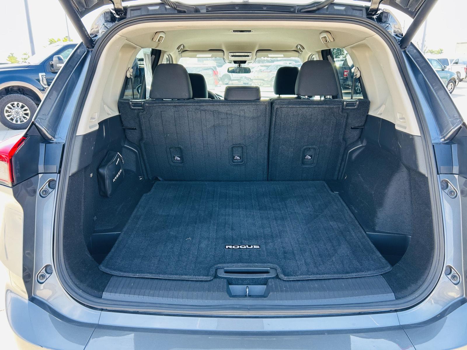 2025 Nissan Rogue SV - Photo 26