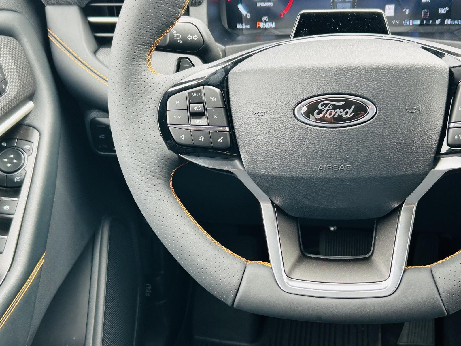 2026 Ford Explorer Tremor - Photo 25