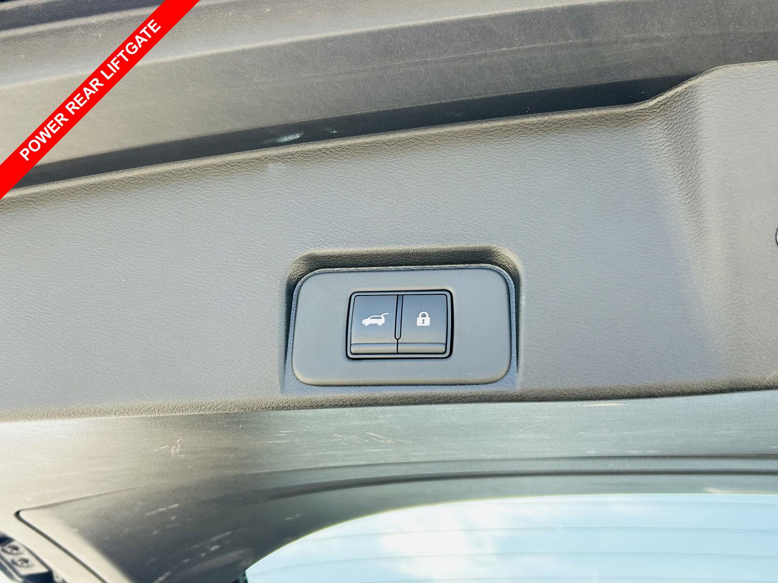2025 Nissan Rogue SV - Photo 9