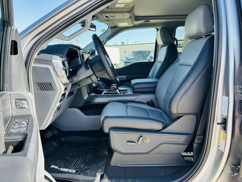 New 2025 Ford F-150 Lariat Truck