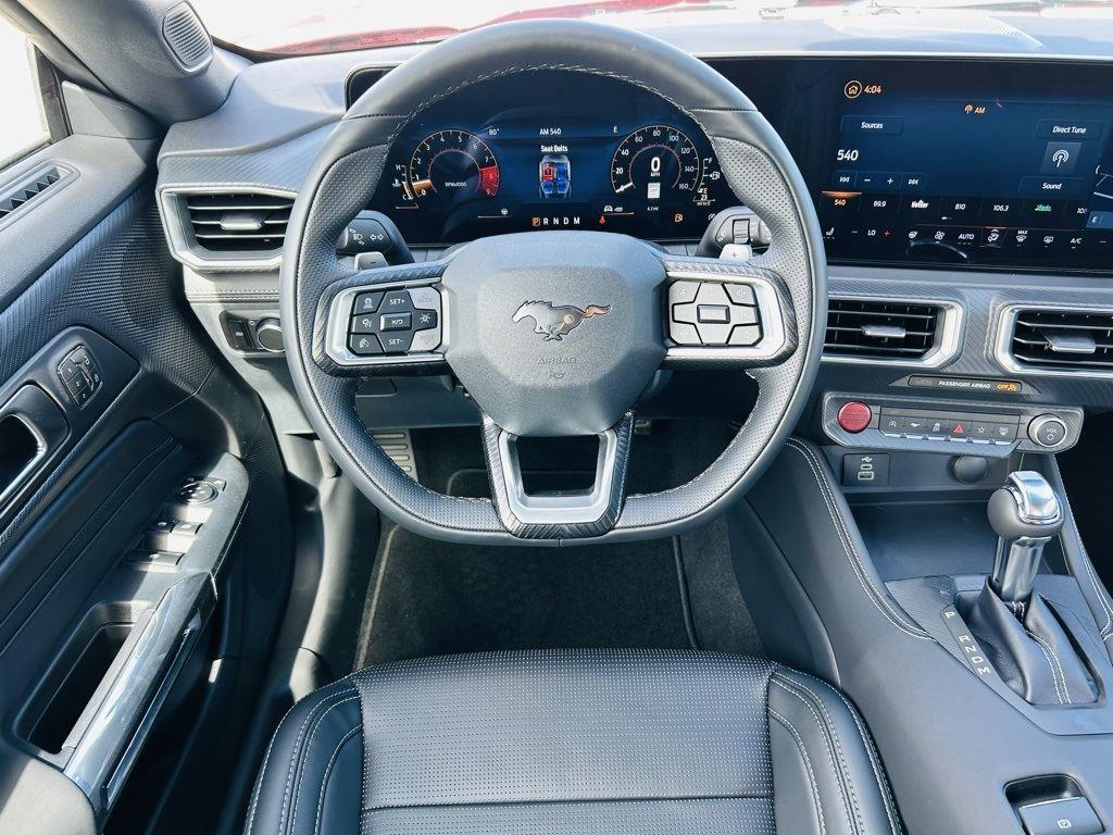 2025 Ford Mustang GT Premium Convertible - Photo 17