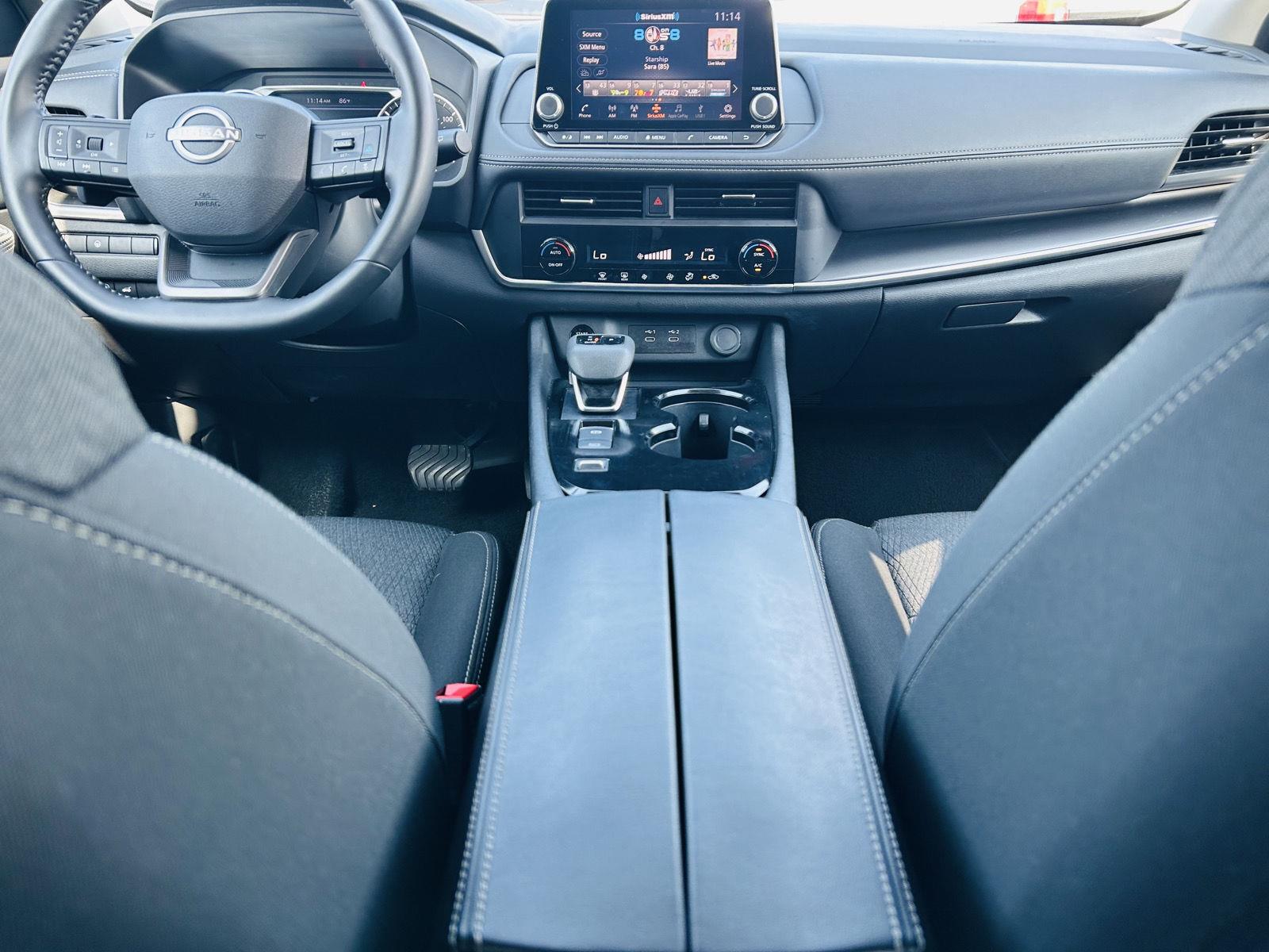 2025 Nissan Rogue SV - Photo 22