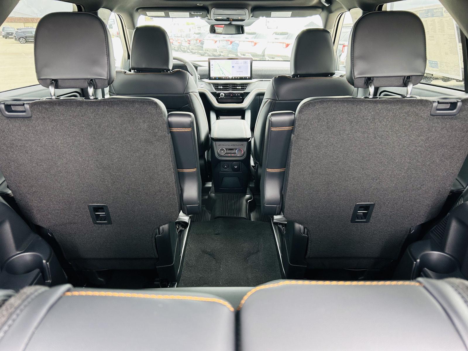 2026 Ford Explorer Tremor - Photo 38