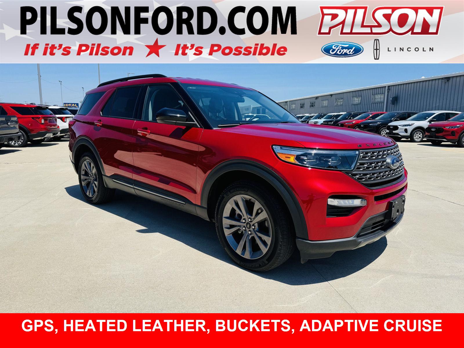 2023 Ford Explorer XLT 4WD's photo