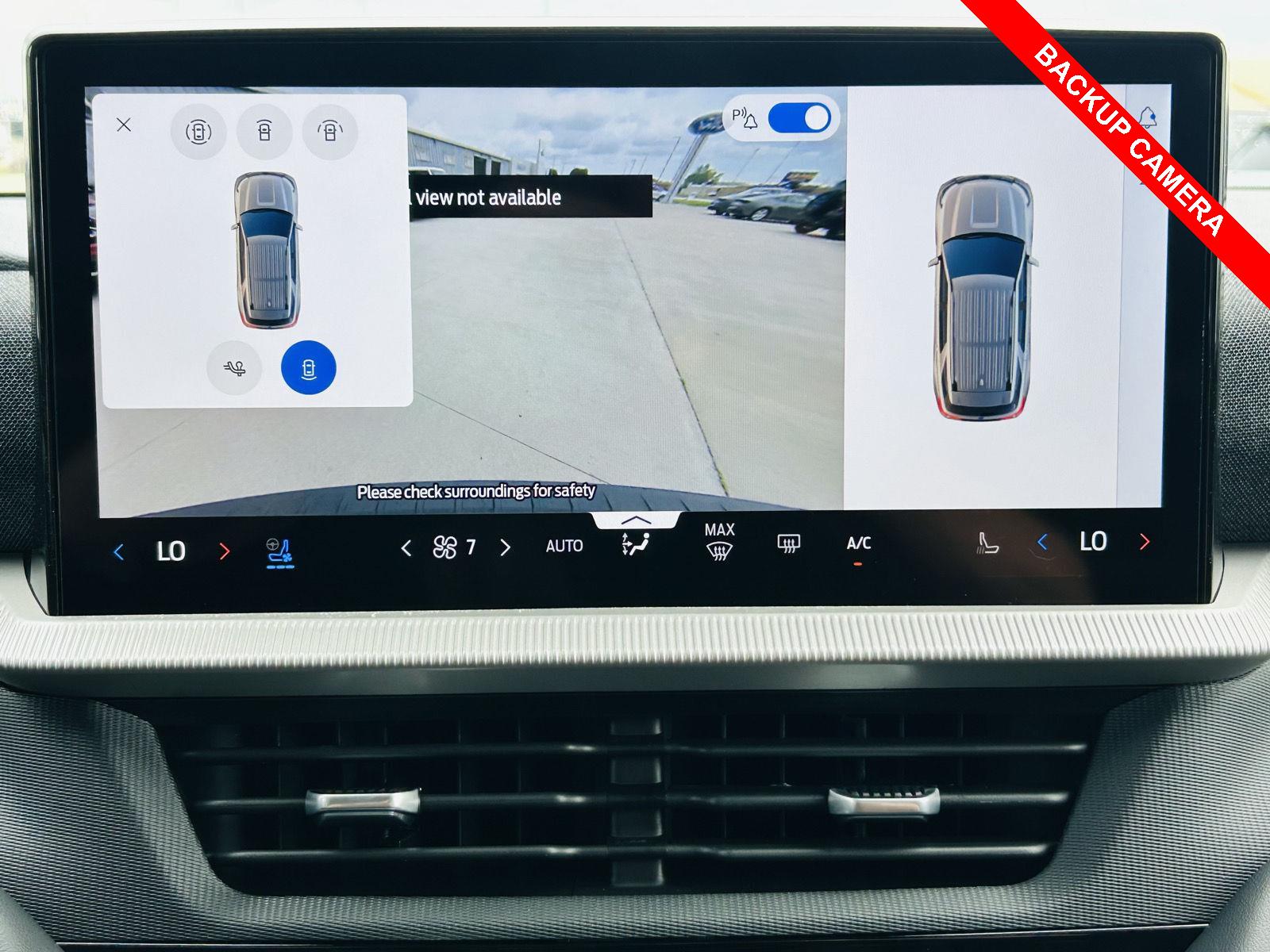 2026 Ford Explorer Tremor - Photo 17