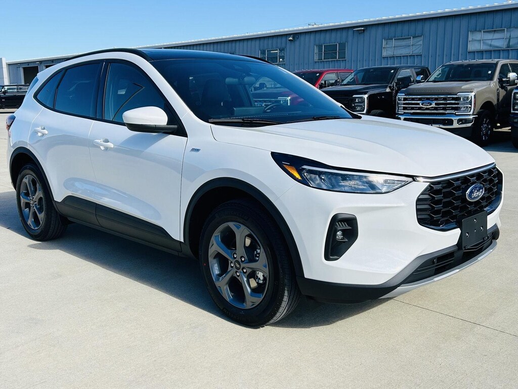 New 2026 Ford Escape Hybrid ST-Line Select SUV