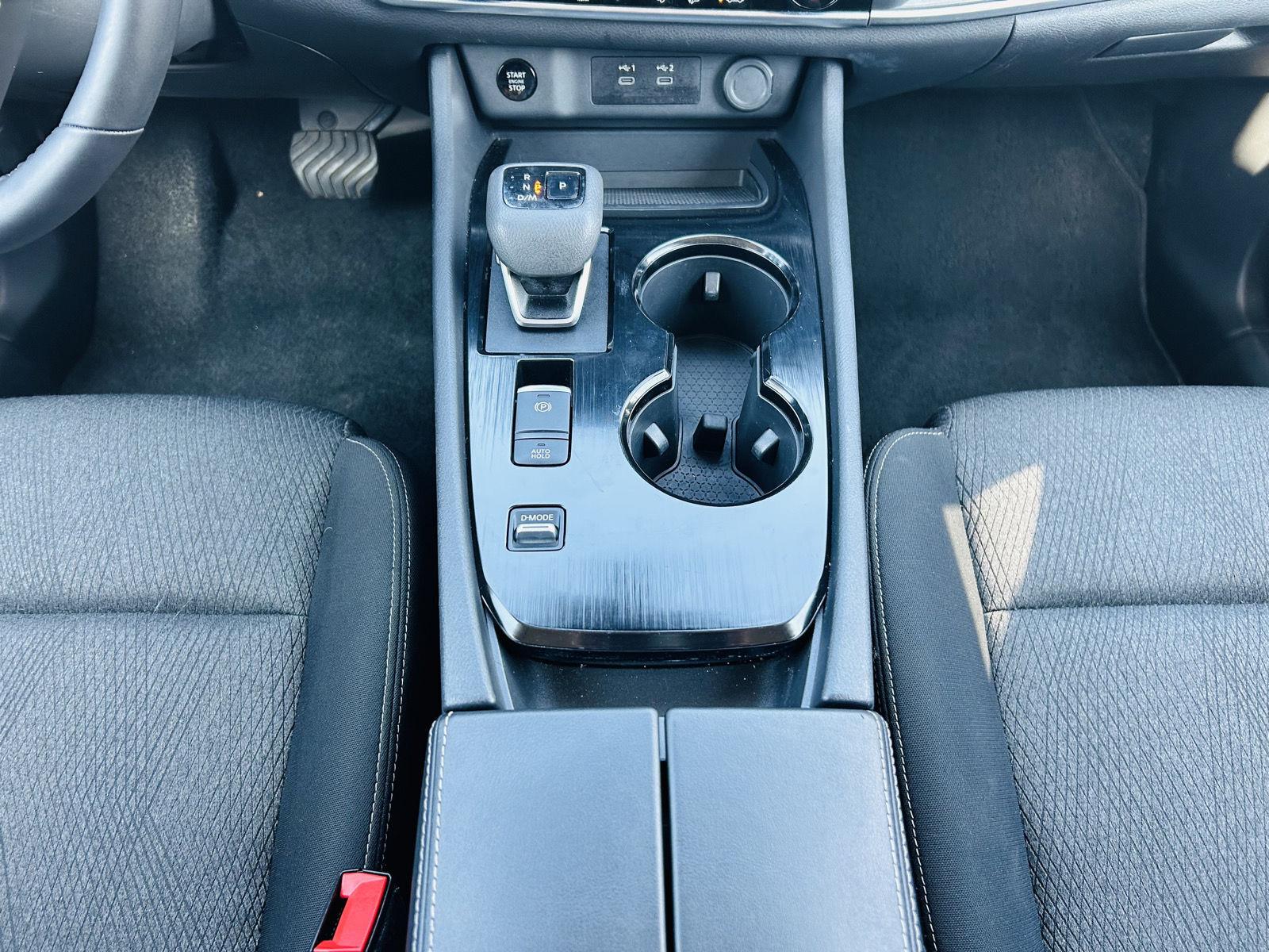 2025 Nissan Rogue SV - Photo 21