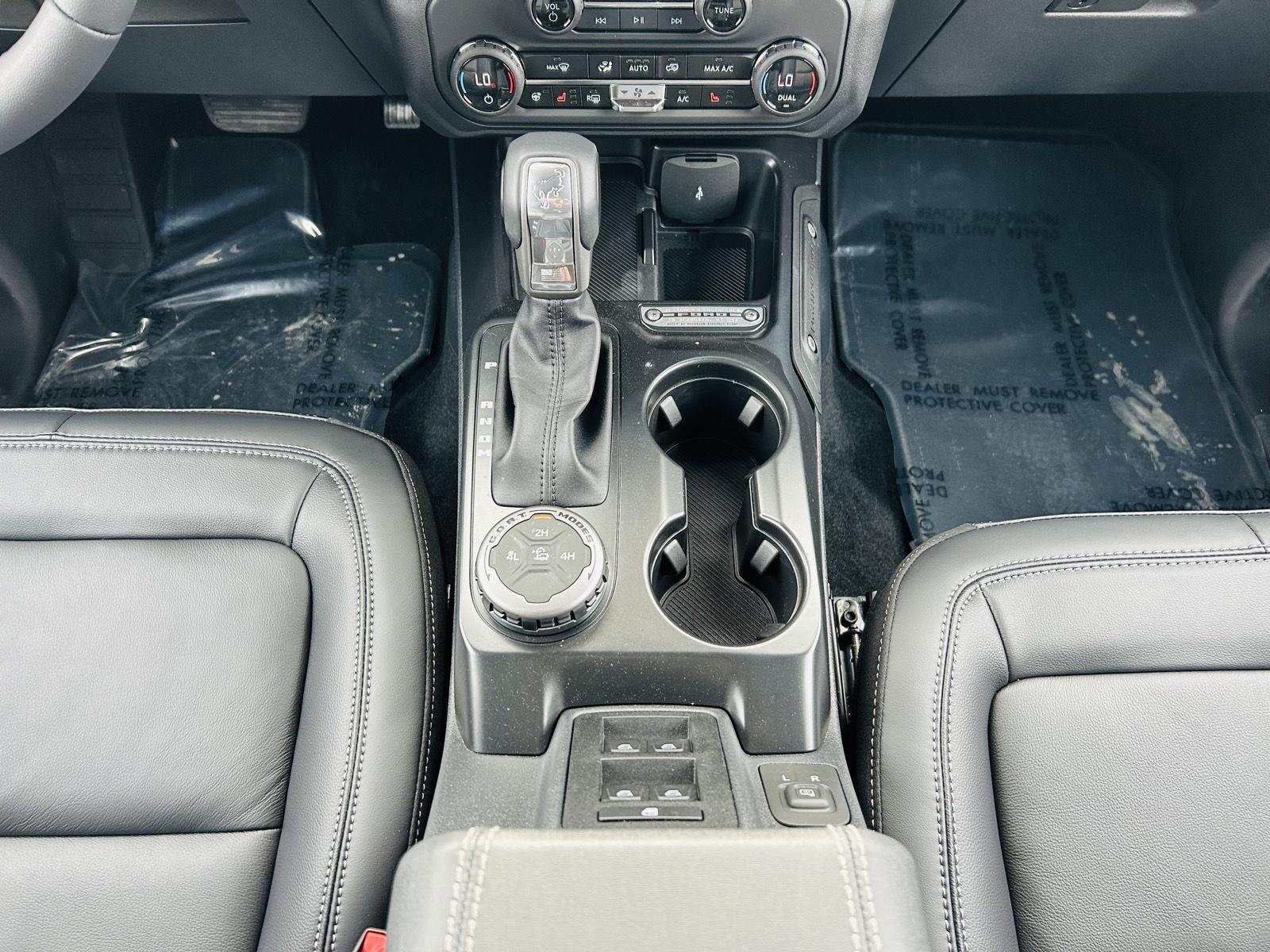 2026 Ford Bronco 4-Door Outer Banks - Photo 22
