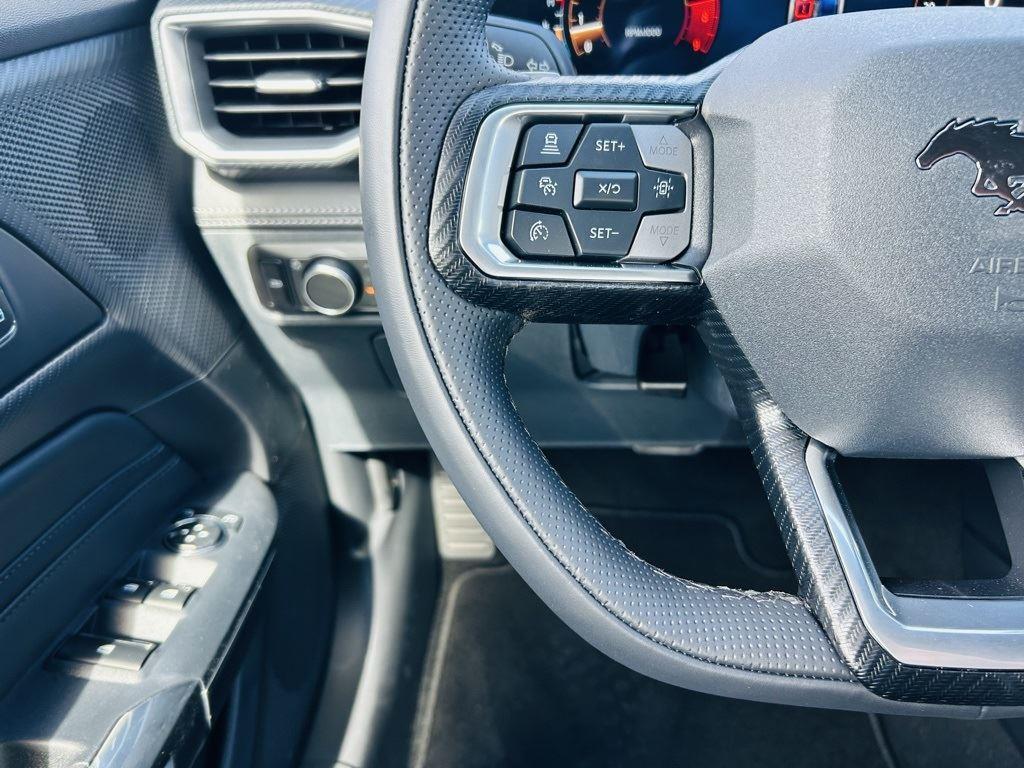 2025 Ford Mustang GT Premium Convertible - Photo 19
