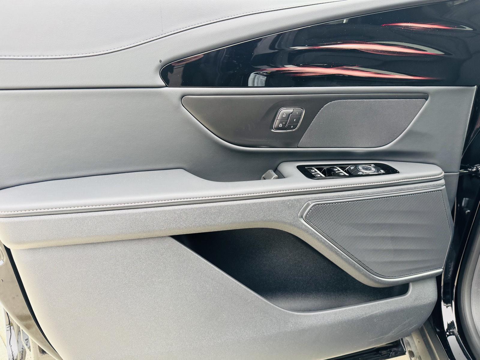 2026 Lincoln Nautilus Premiere - Photo 15