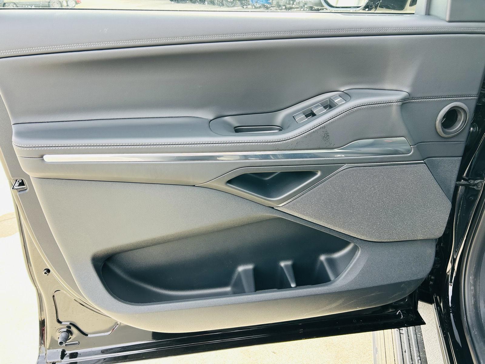 2026 Lincoln Navigator Reserve - Photo 22
