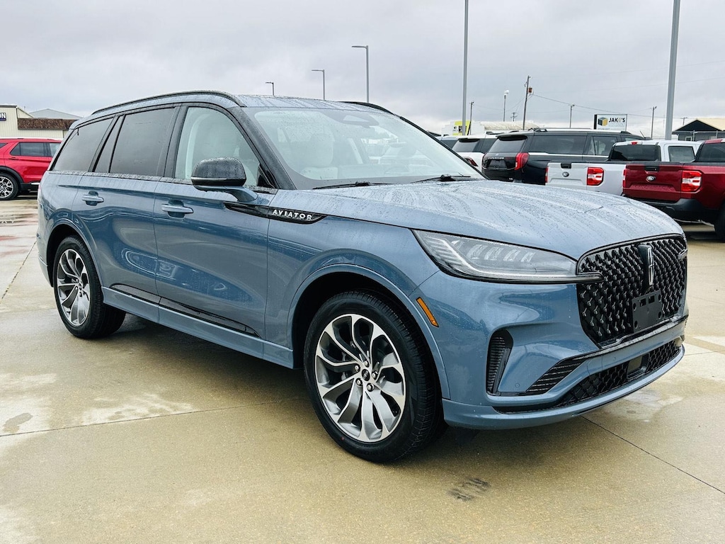 New 2026 Lincoln Aviator Premiere SUV