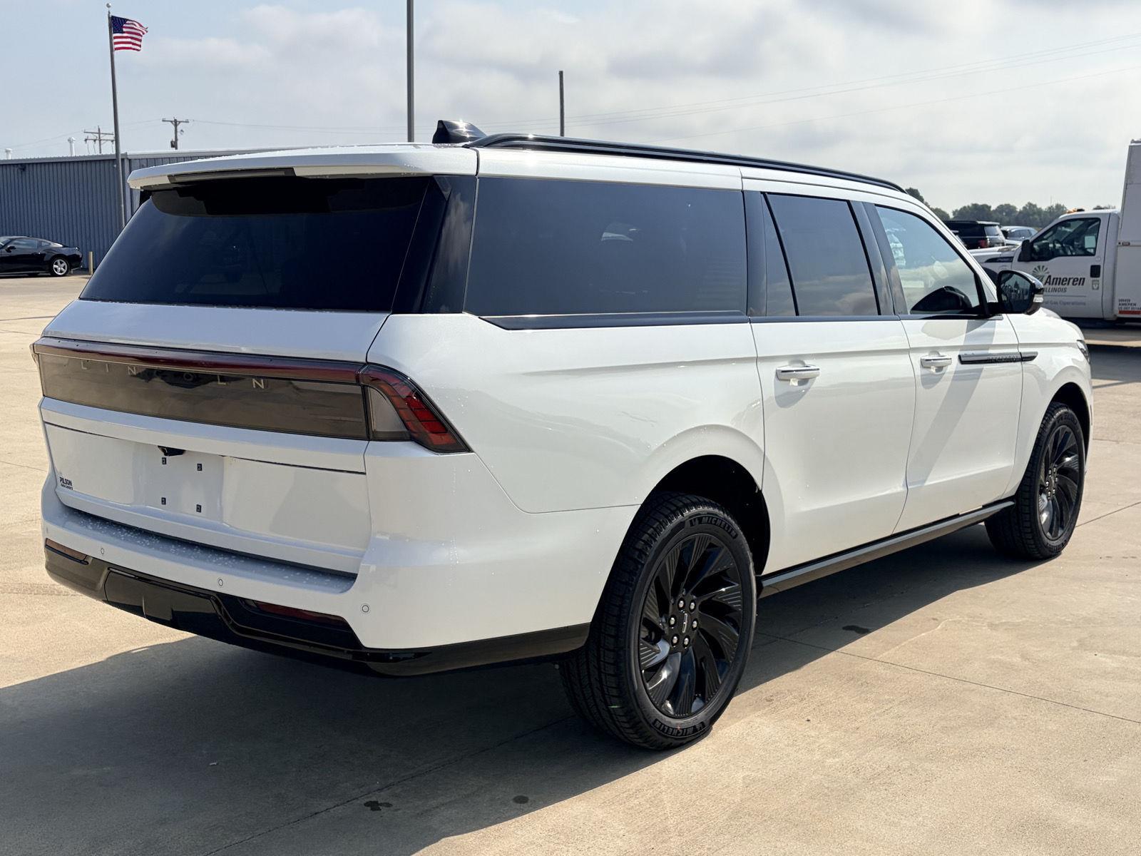 2027 Lincoln Navigator Reserve L - Photo 50