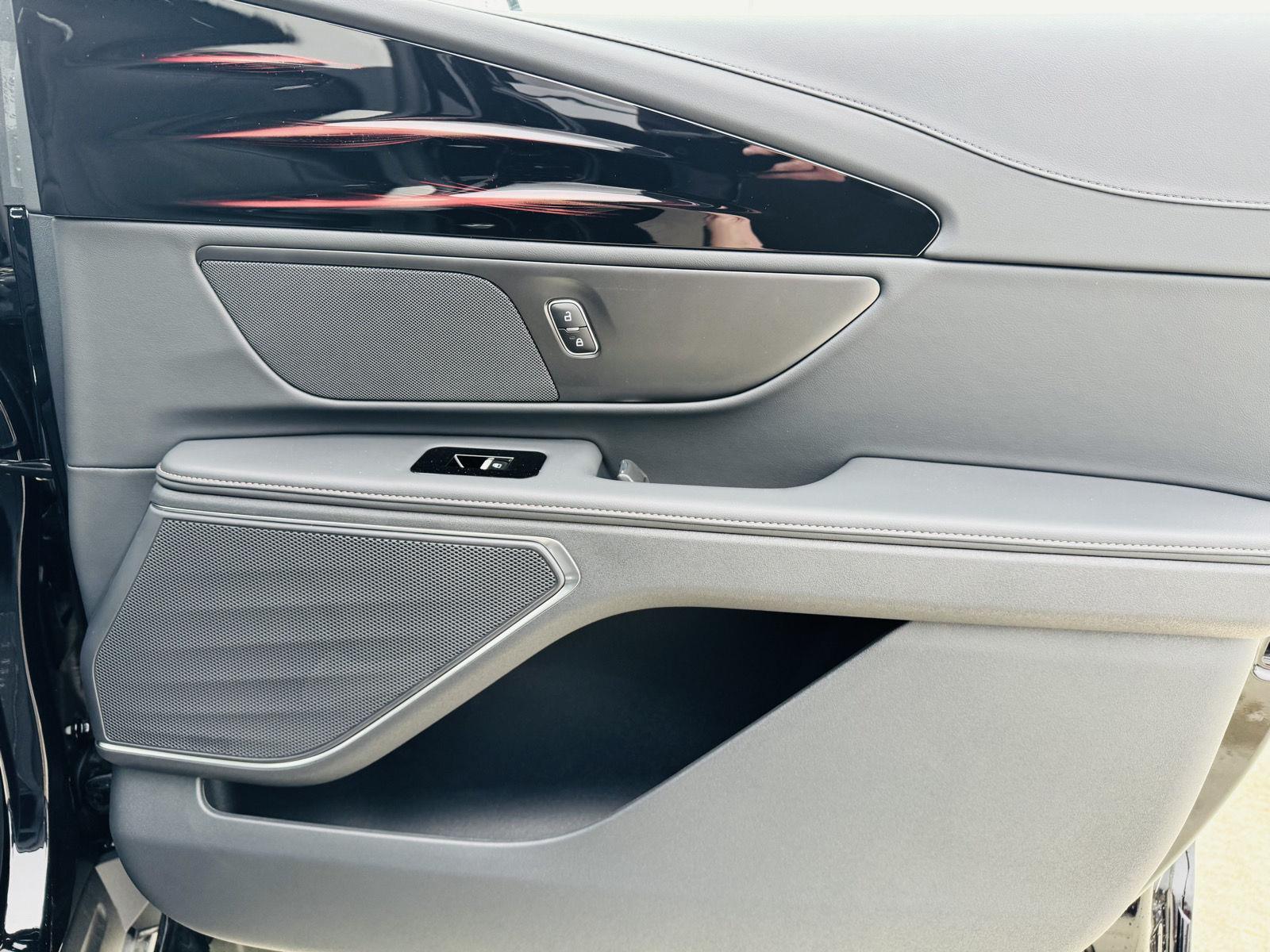 2026 Lincoln Nautilus Premiere - Photo 33