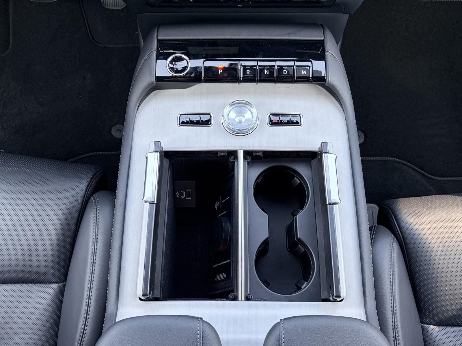 2027 Lincoln Navigator Reserve L - Photo 32