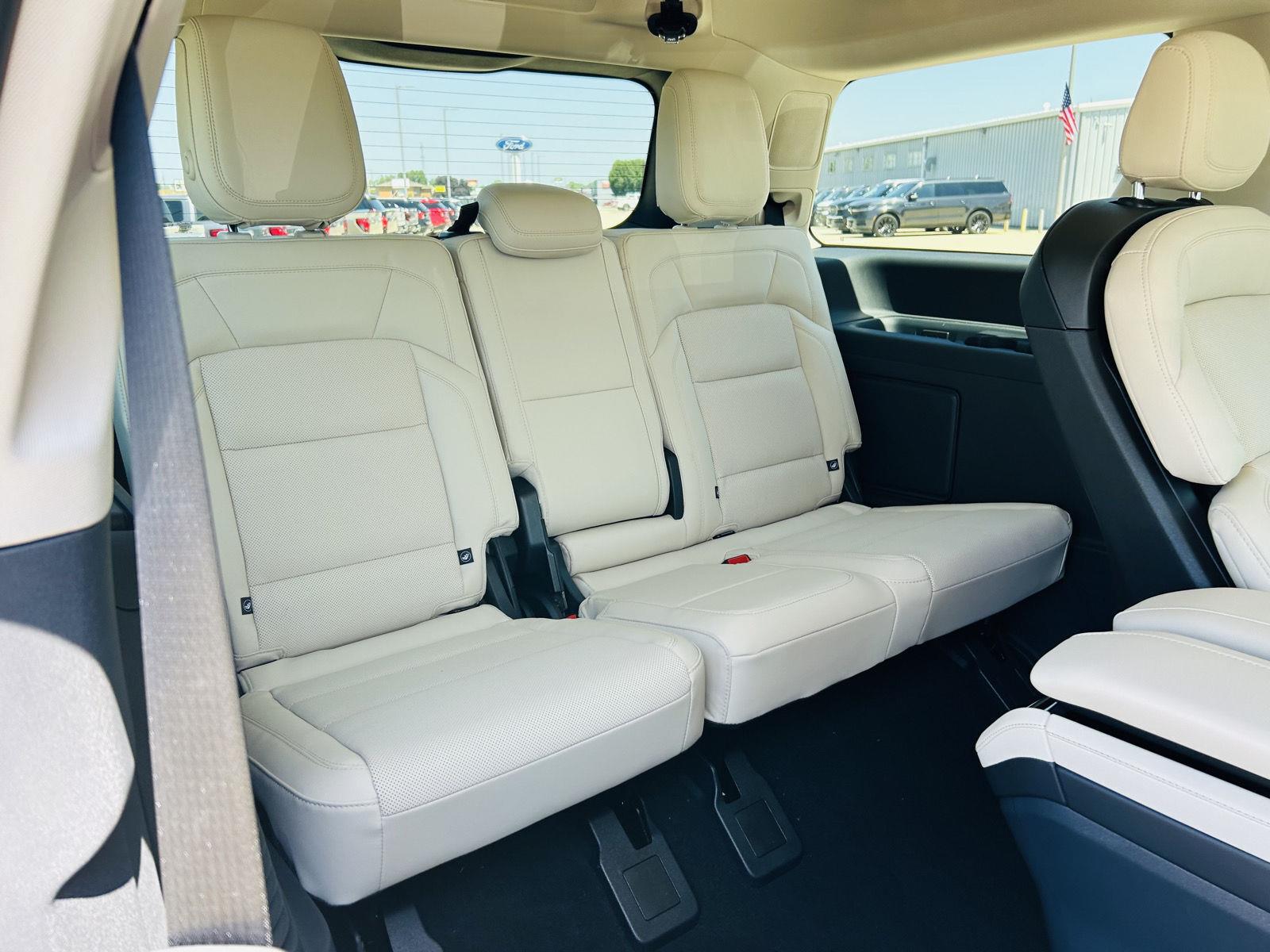 2027 Lincoln Navigator Reserve - Photo 44