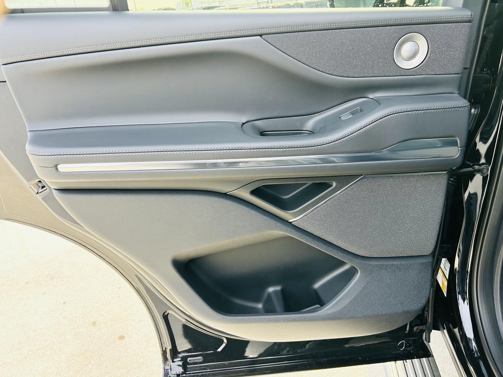 2026 Lincoln Navigator Reserve - Photo 40
