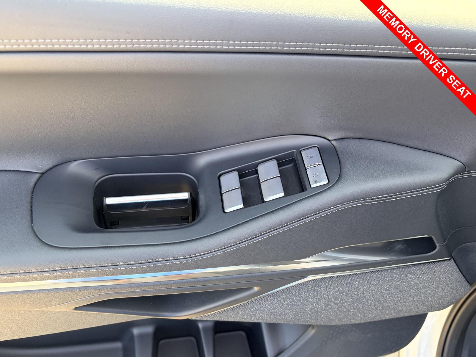 2027 Lincoln Navigator Reserve L - Photo 22