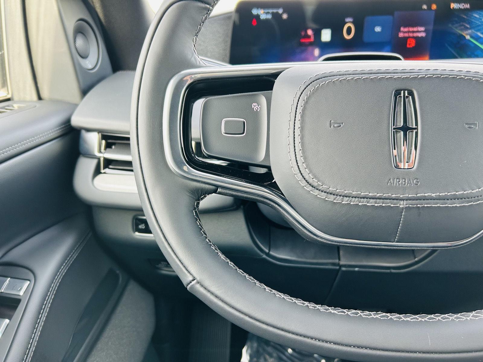 2026 Lincoln Navigator Reserve - Photo 27