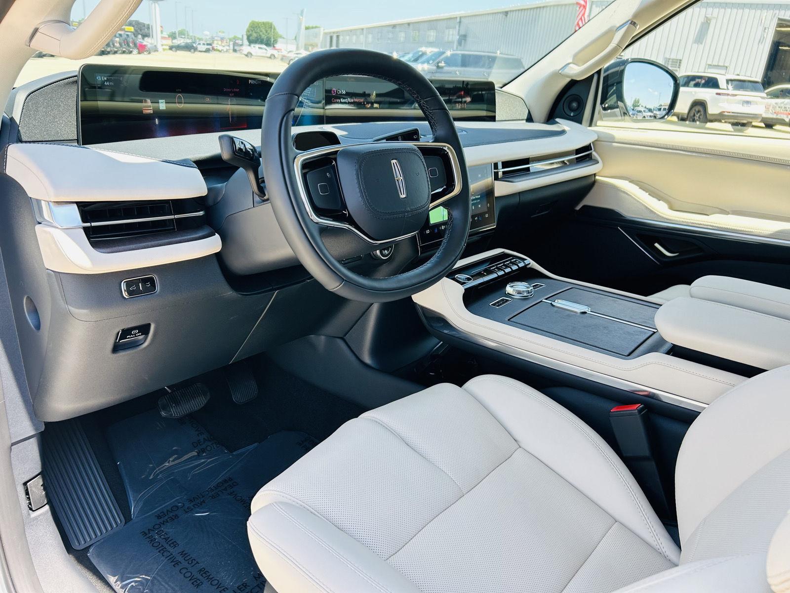 2027 Lincoln Navigator Reserve - Photo 21